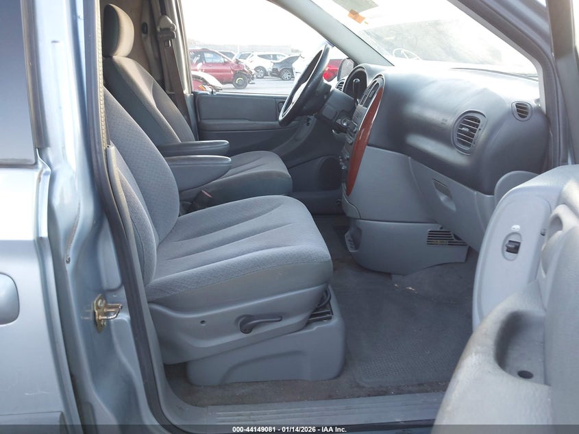2006 Chrysler Town & Country