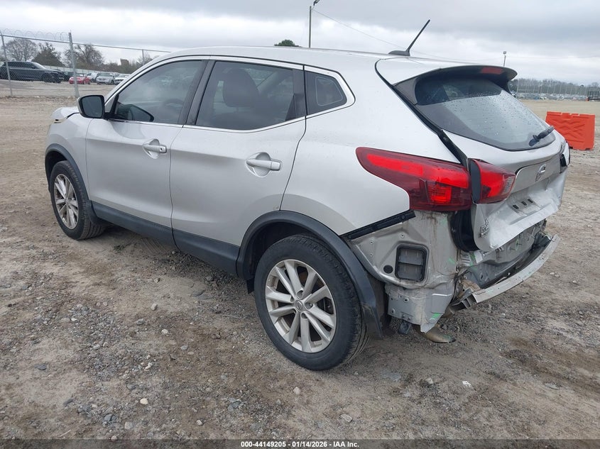 2017 Nissan Rogue Sport S