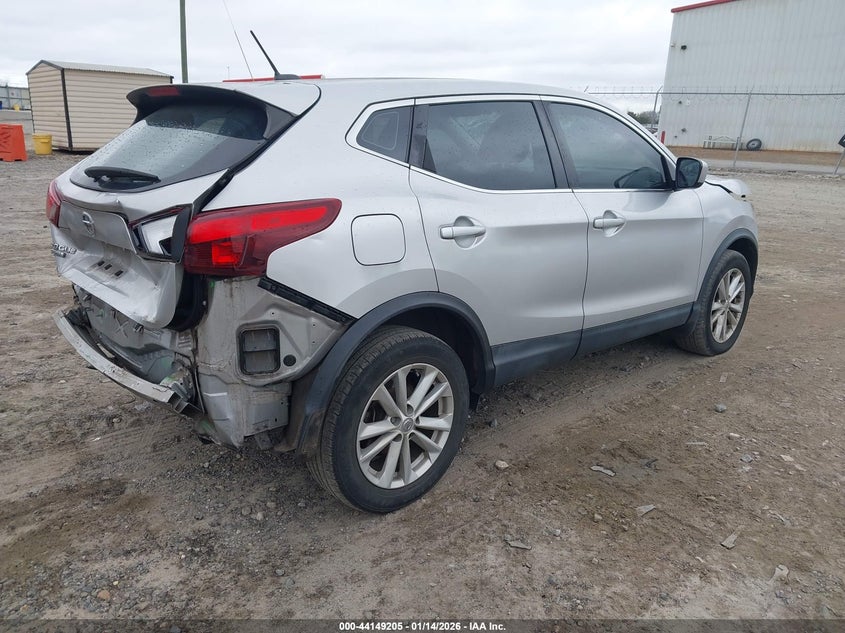 2017 Nissan Rogue Sport S
