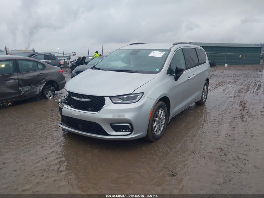 2024 Chrysler Pacifica Touring L