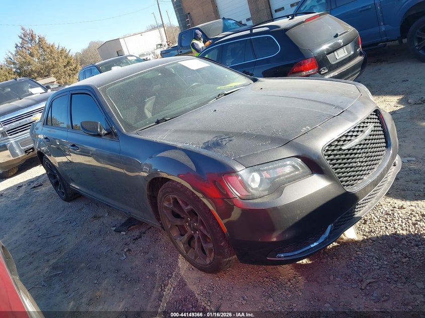 2019 Chrysler 300 Touring