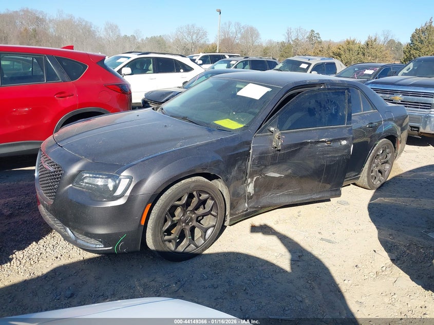 2019 Chrysler 300 Touring