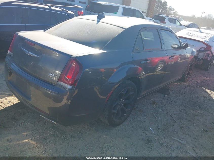 2019 Chrysler 300 Touring