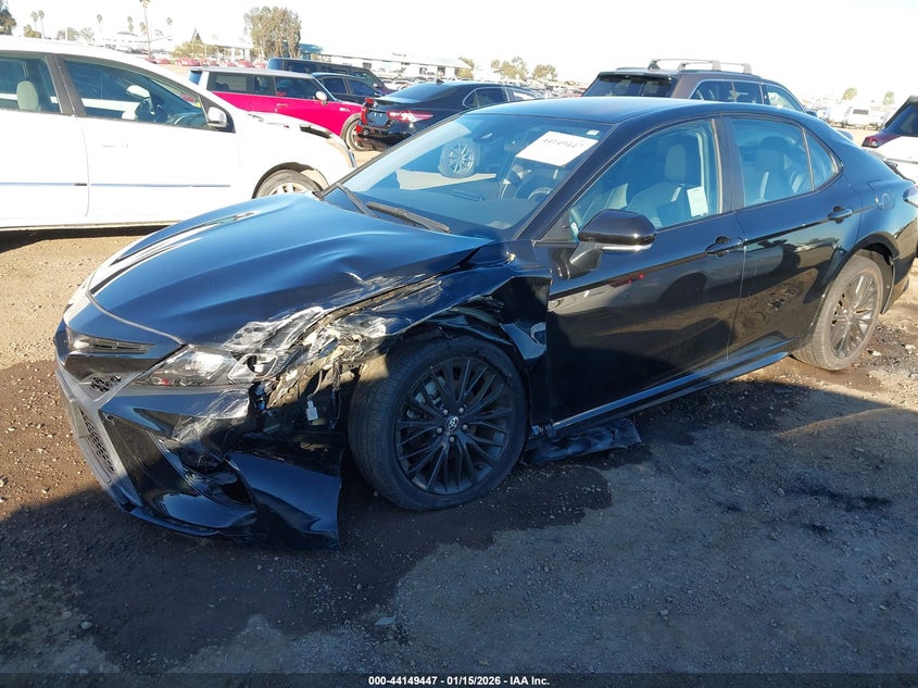 2022 Toyota Camry Se Nightshade Edition
