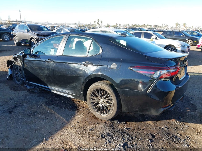 2022 Toyota Camry Se Nightshade Edition