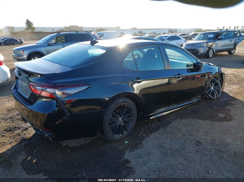 2022 Toyota Camry Se Nightshade Edition