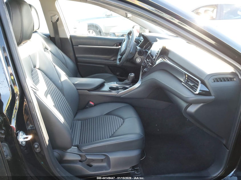 2022 Toyota Camry Se Nightshade Edition