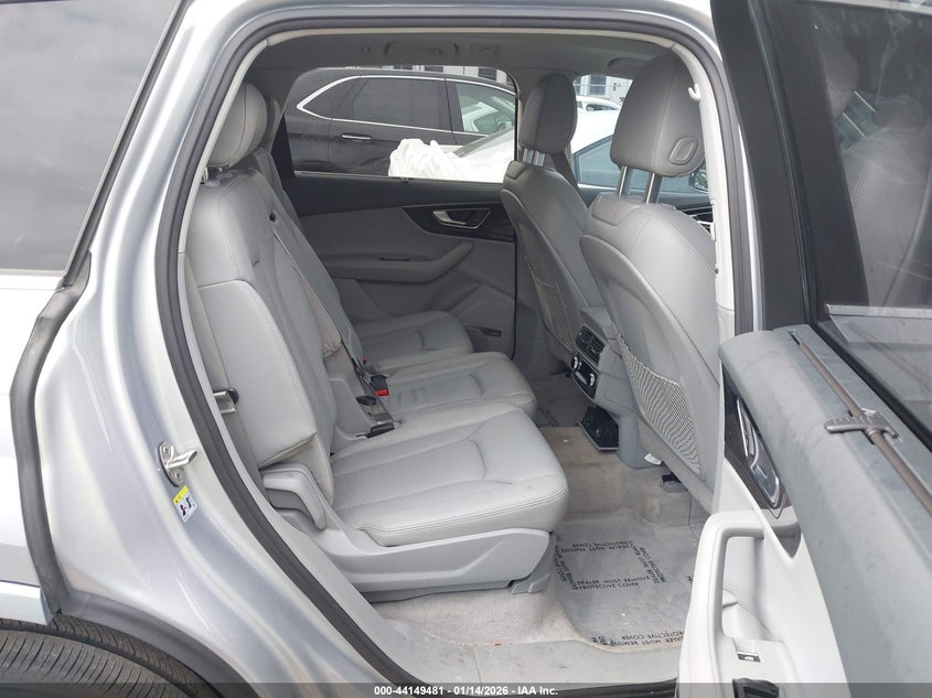2017 Audi Q7 3.0T Premium VIN: WA1VAAF70HD021216 Lot: 44149481
