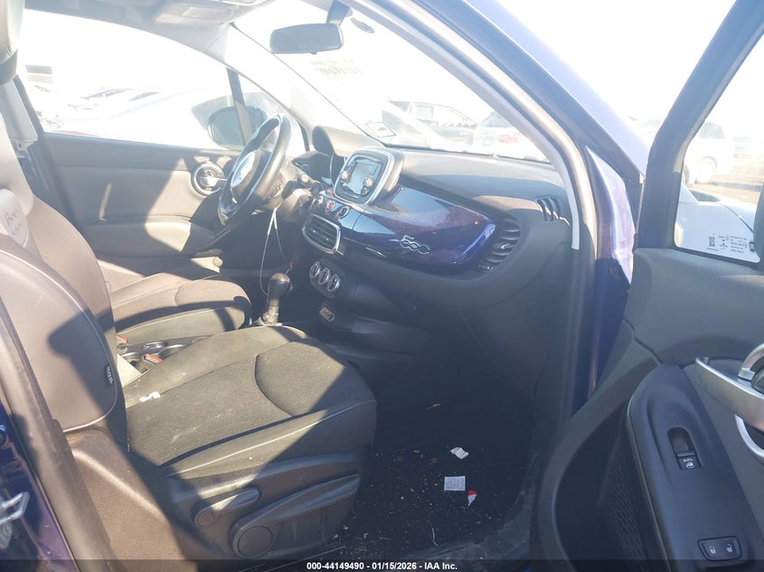 VIN ZFBCFXAB1HP536921 2017 FIAT 500X POP FWD
