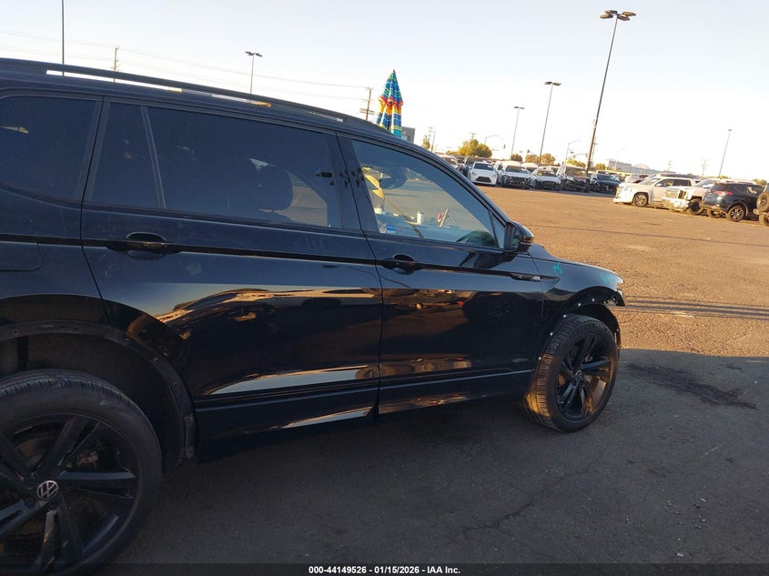 2023 Volkswagen Tiguan 2.0T Se R-Line Black VIN: 3VV8B7AX6PM023471 Lot: 44149526