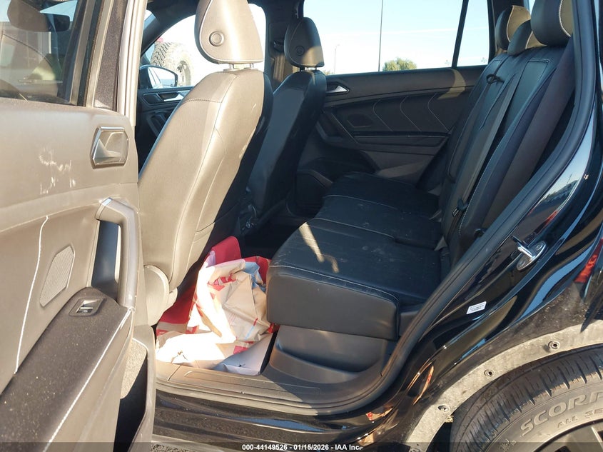 2023 Volkswagen Tiguan 2.0T Se R-Line Black VIN: 3VV8B7AX6PM023471 Lot: 44149526