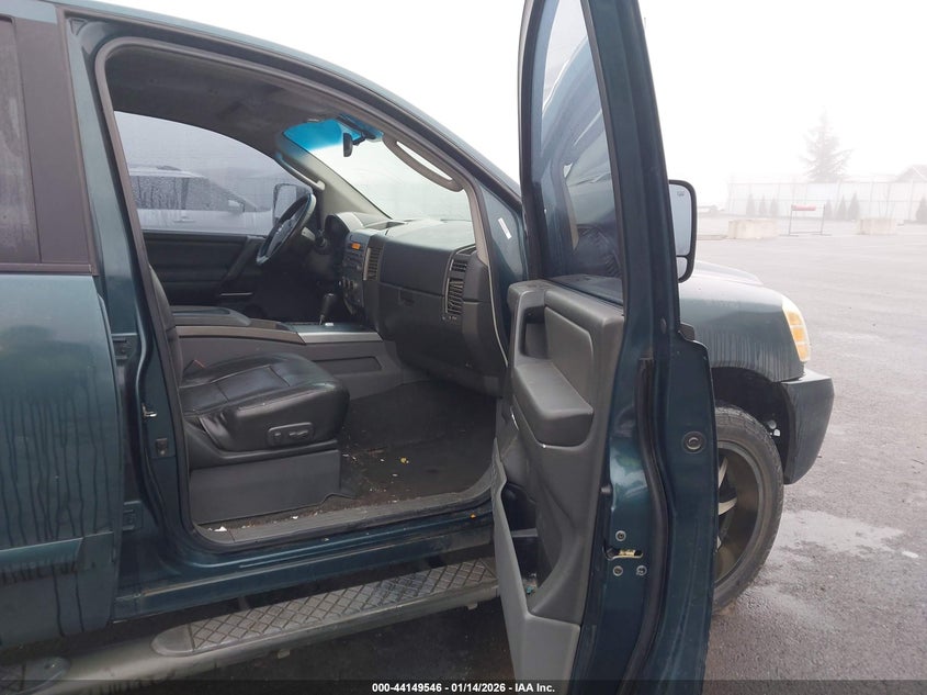 2005 Nissan Titan Le