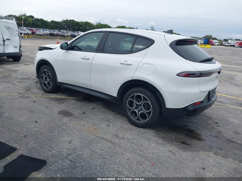 2025 Alfa Romeo Tonale Eawd