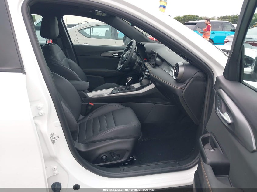 2025 Alfa Romeo Tonale Eawd