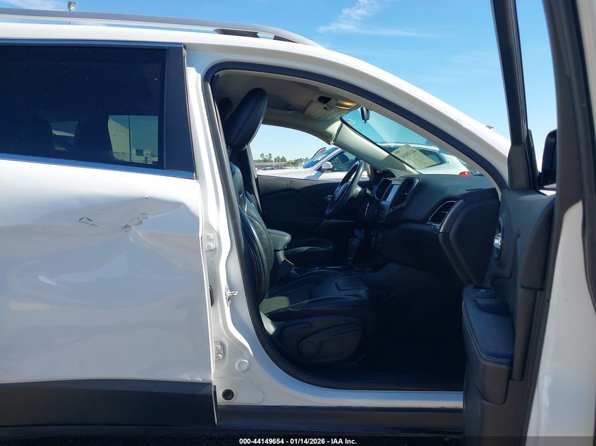 2019 Jeep Cherokee Latitude Plus Fwd
