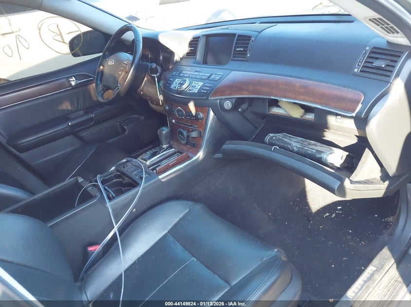 2010 INFINITI M35X auction photo 5