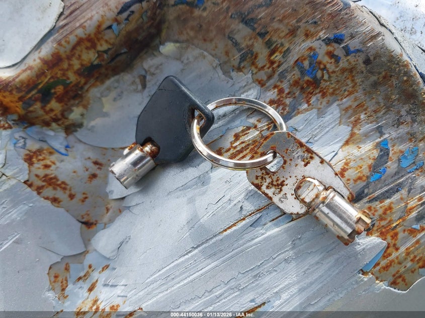 1995 Suzuki Gsx-R750 W VIN: JS1GR7BA3S2102560 Lot: 44150036