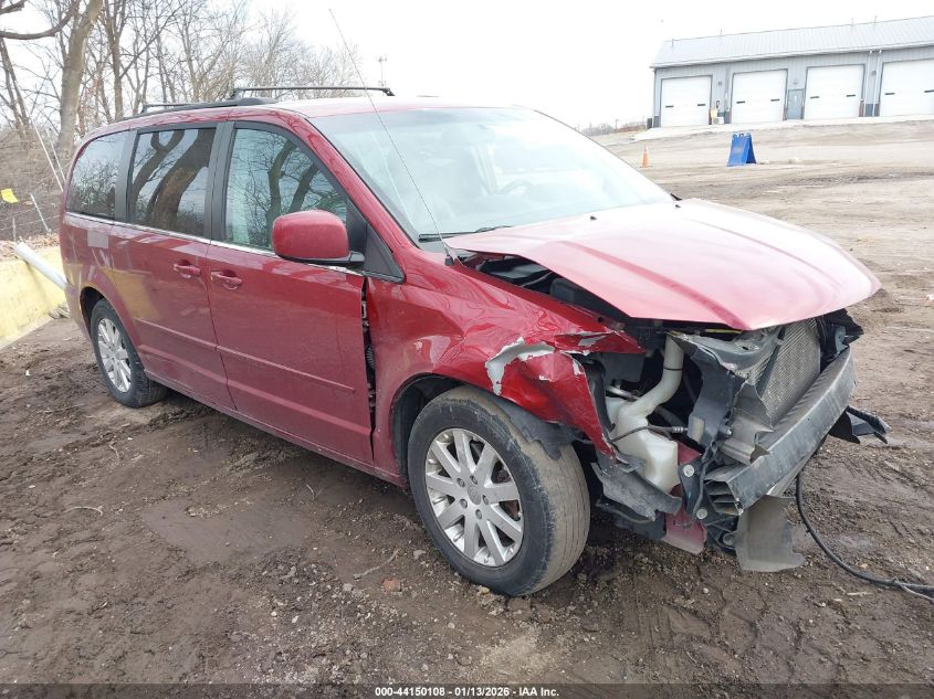 2015 Chrysler Town & Country Lx