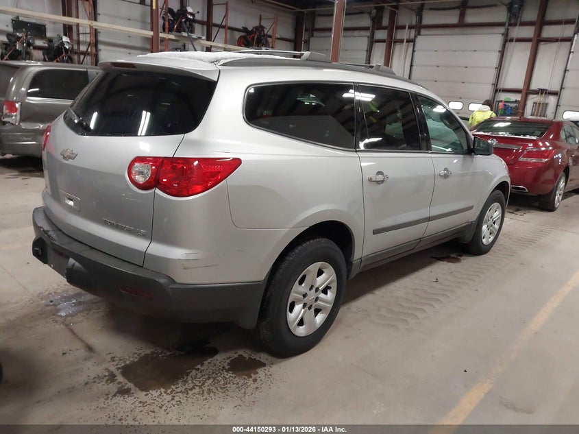 2011 Chevrolet Traverse Ls