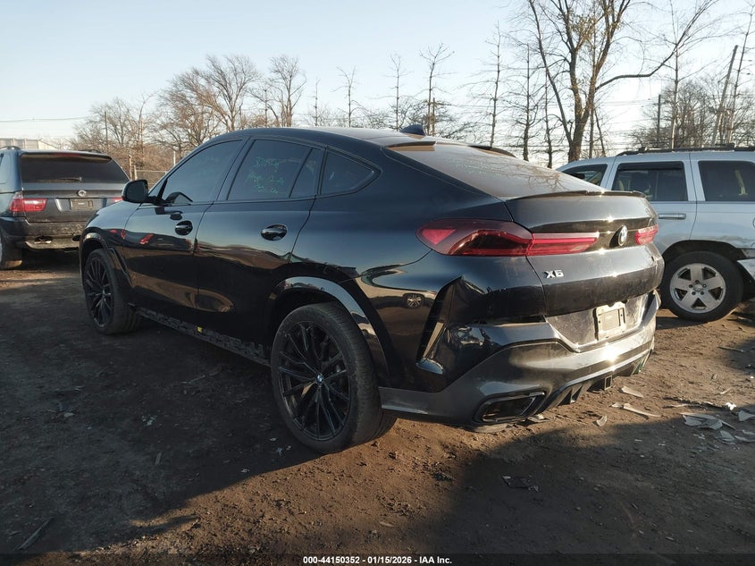 2022 BMW X6 M50I