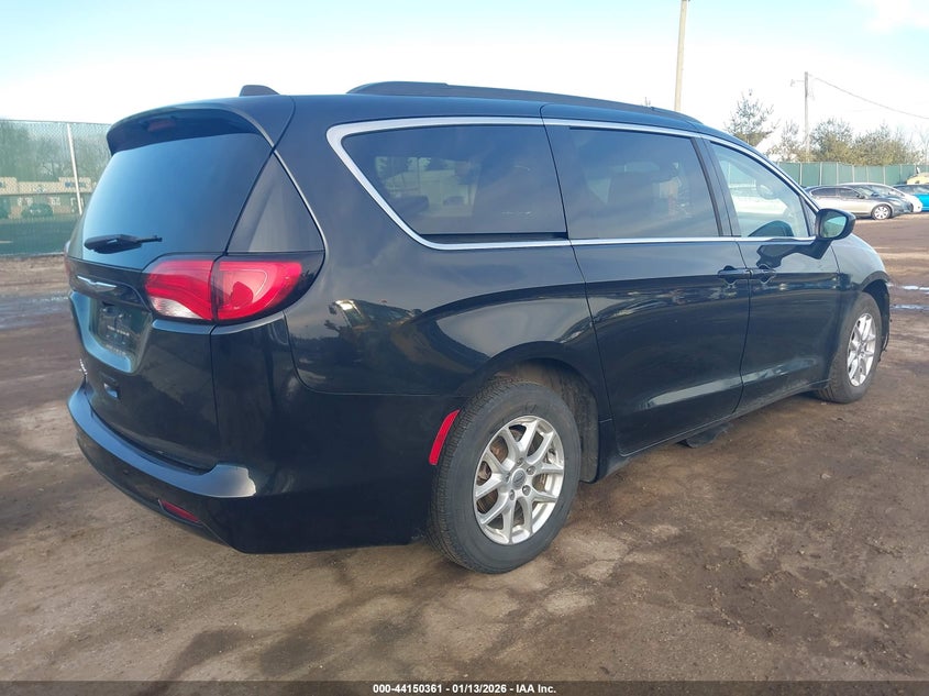 2021 Chrysler Voyager Lxi