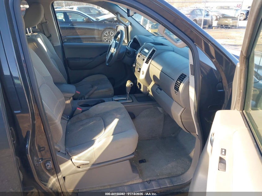 2012 Nissan Frontier Sv