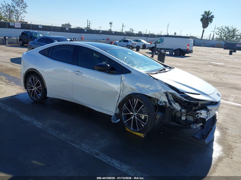 2024 Toyota Prius Xle