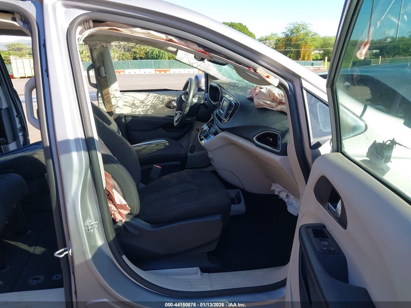 2017 Chrysler Pacifica Lx