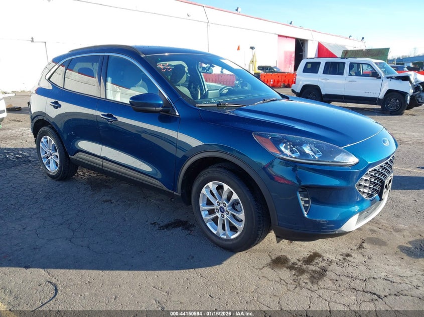 2020 Ford Escape Se