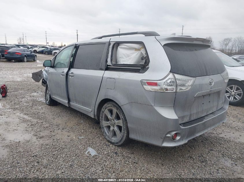 2018 Toyota Sienna Se 8 Passenger