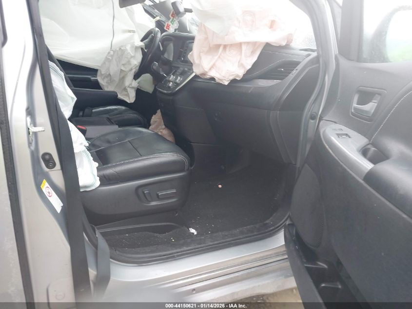 2018 Toyota Sienna Se 8 Passenger