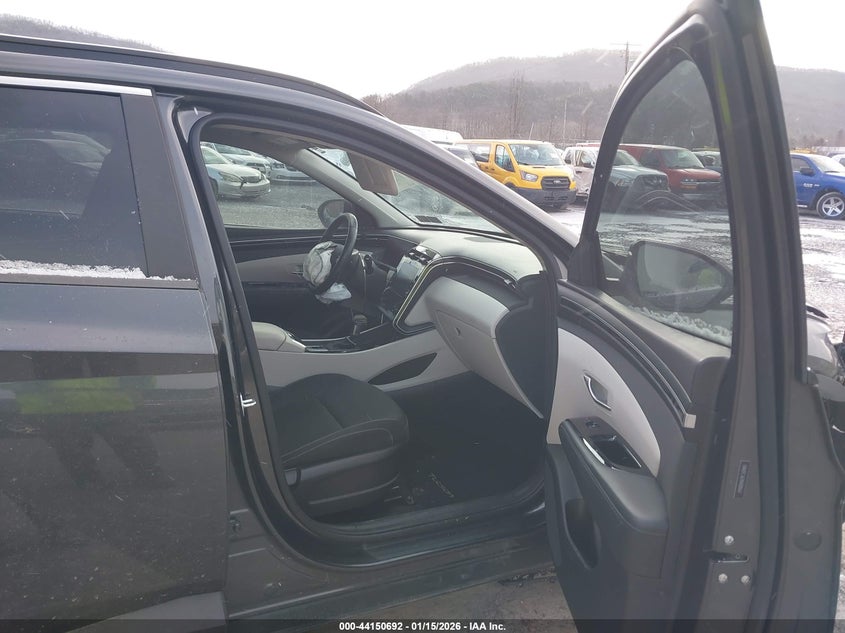 2022 Hyundai Tucson Sel