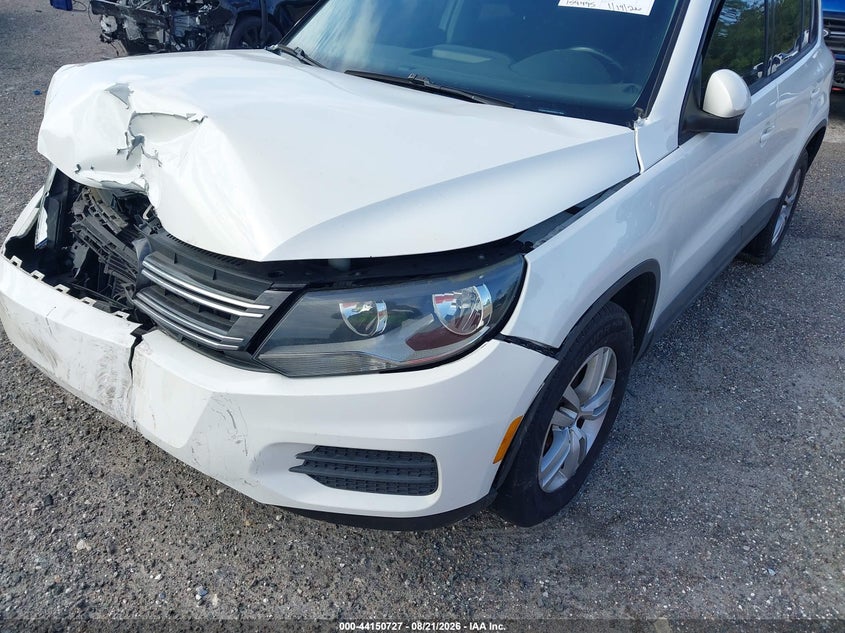 2014 VOLKSWAGEN TIGUAN auction photo 6