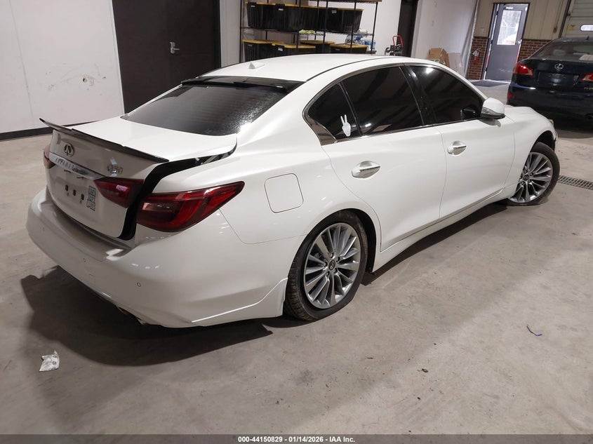 2018 Infiniti Q50 3.0T Luxe