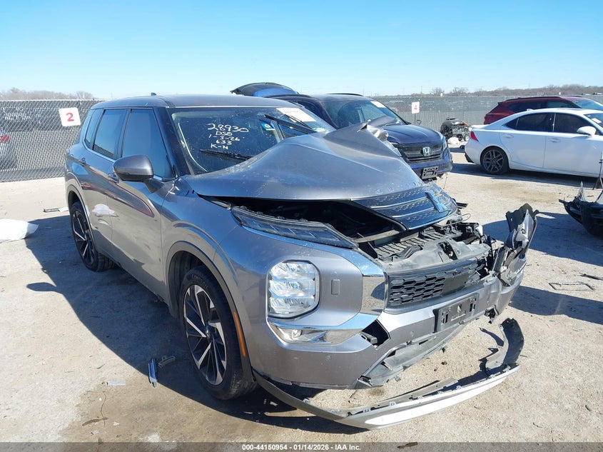 2022 Mitsubishi Outlander Black Edition S-Awc/Se 2.5 S-Awc/Se Launch Edition S-Awc