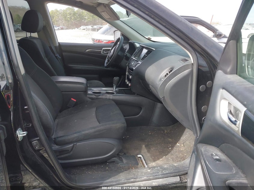 2018 Nissan Pathfinder S