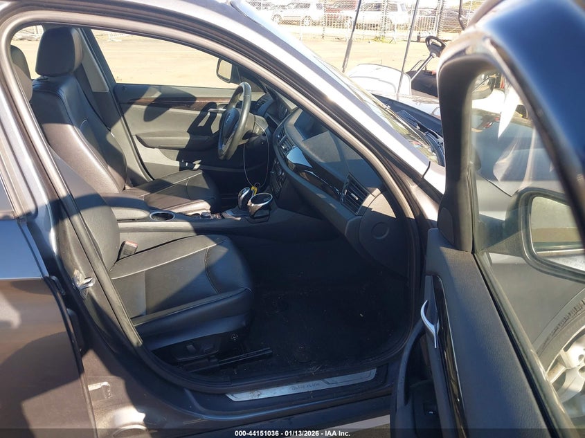 2013 BMW X1 xDrive28I