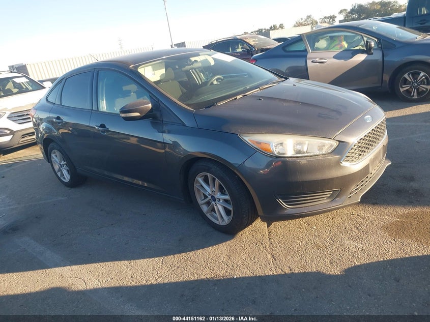 1FADP3F27HL211381 2017 Ford Focus Se auction photo 1