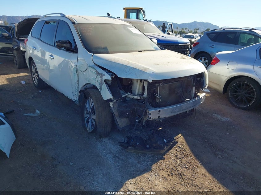 2019 Nissan Pathfinder Sv