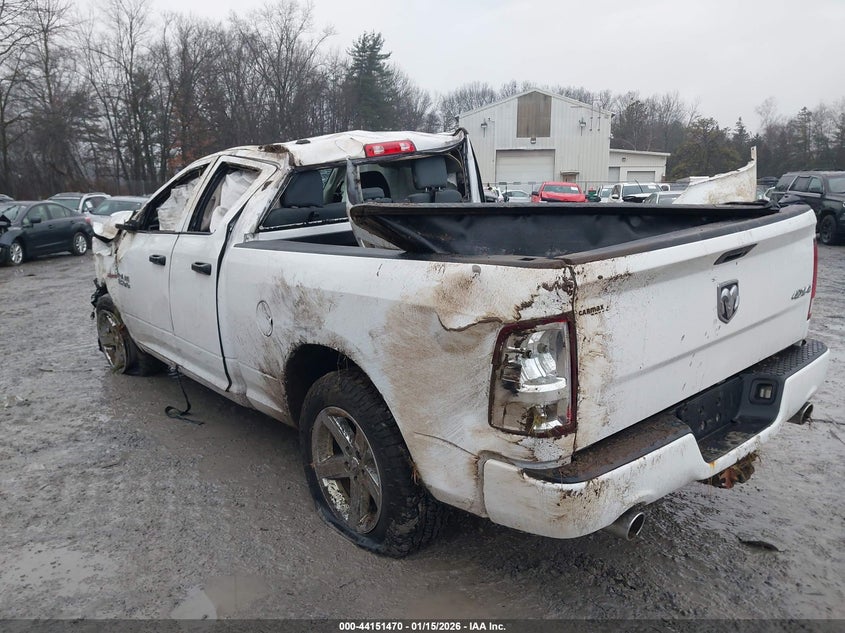 2017 Ram 1500 Express 4X4 6'4 Box
