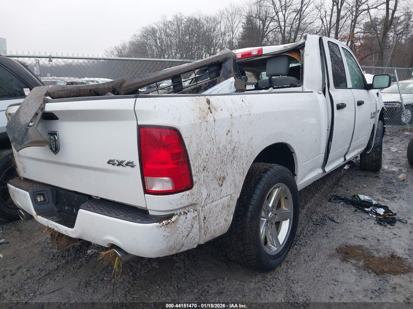 2017 Ram 1500 Express 4X4 6'4 Box