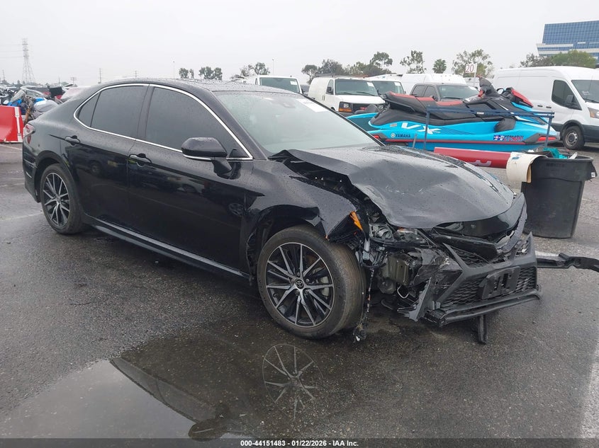 2023 Toyota Camry Se