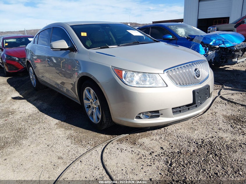 1G4GC5E34CF194860 BUICK LACROSSE Photo 1