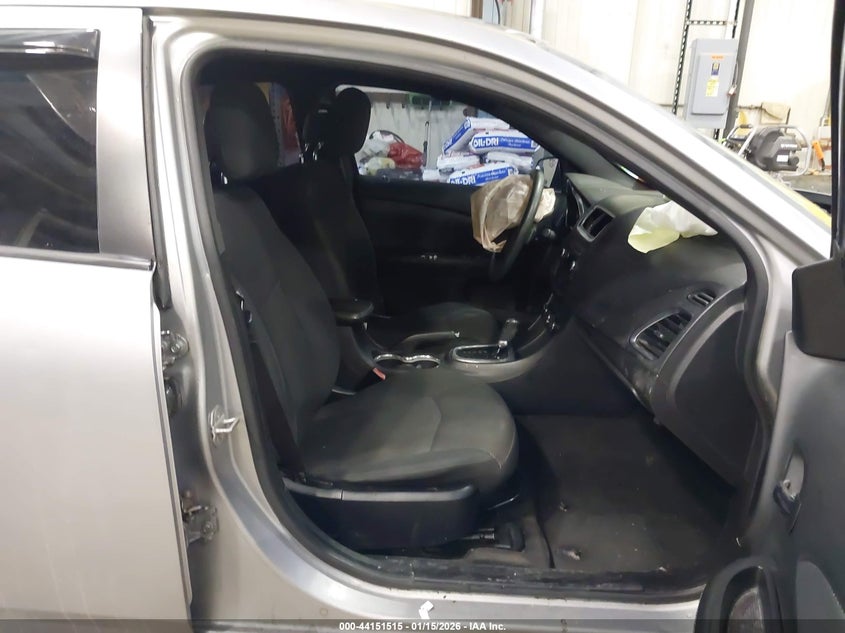 2013 Dodge Avenger Se