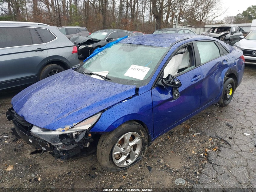 2022 Hyundai Elantra Se