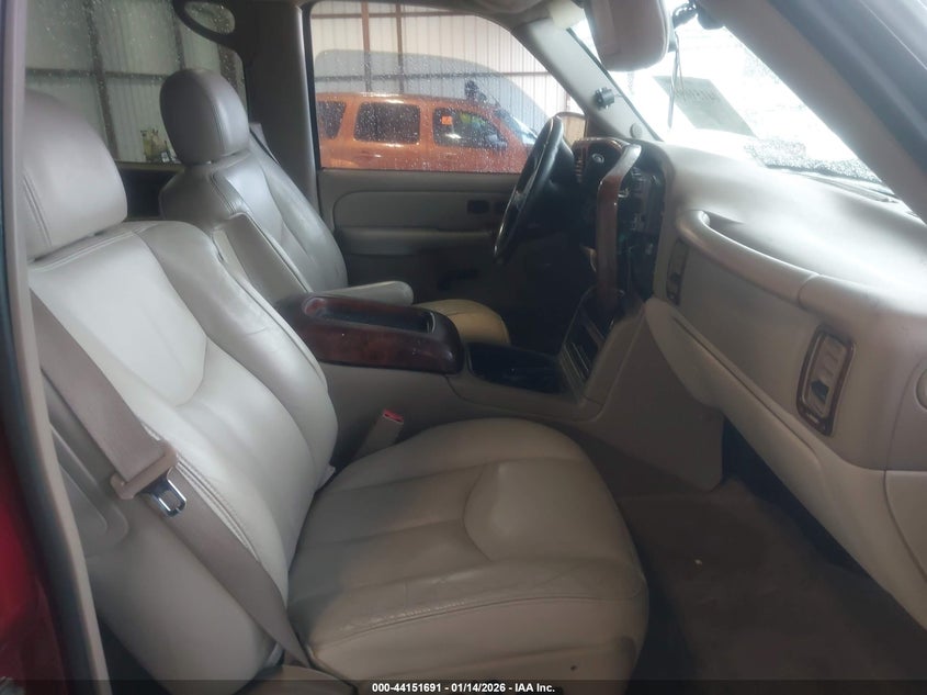 2004 Chevrolet Suburban 1500 Lt