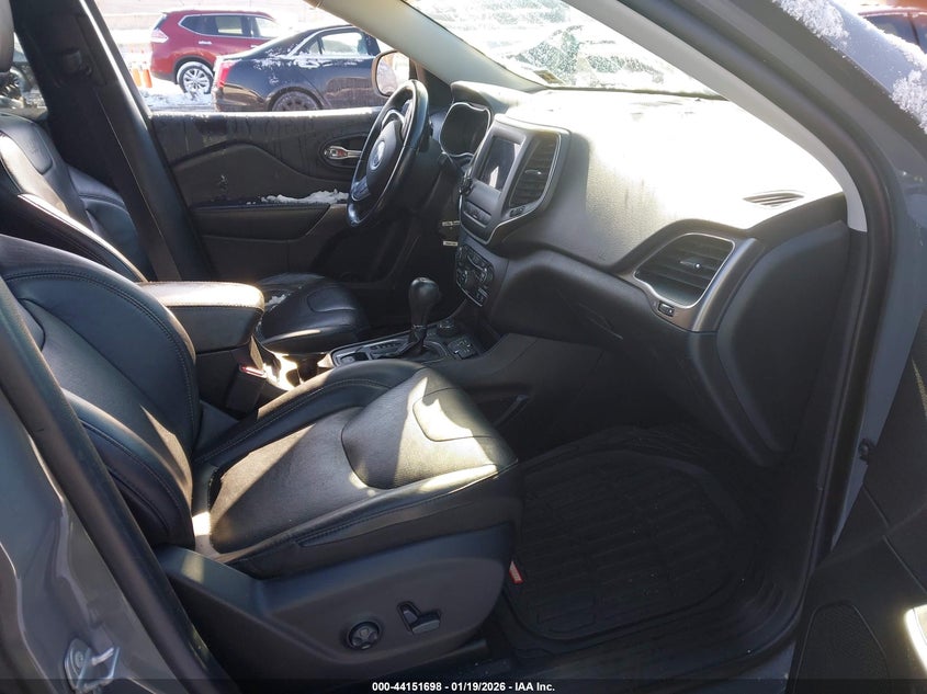 2021 Jeep Cherokee Latitude Lux 4X4