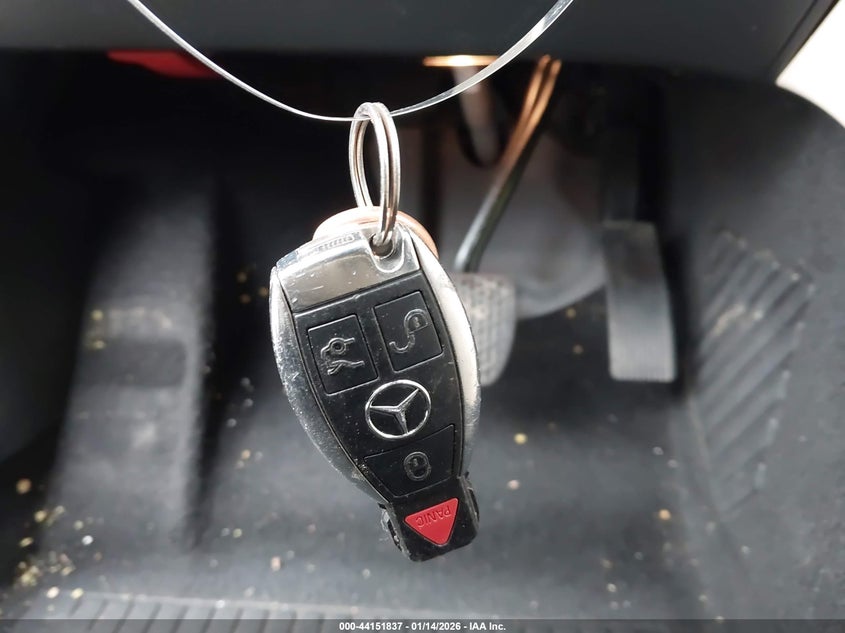 MERCEDES-BENZ CLA 250 - zdjęcie 11
