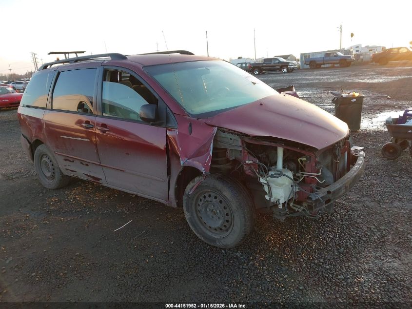 2005 Toyota Sienna Le