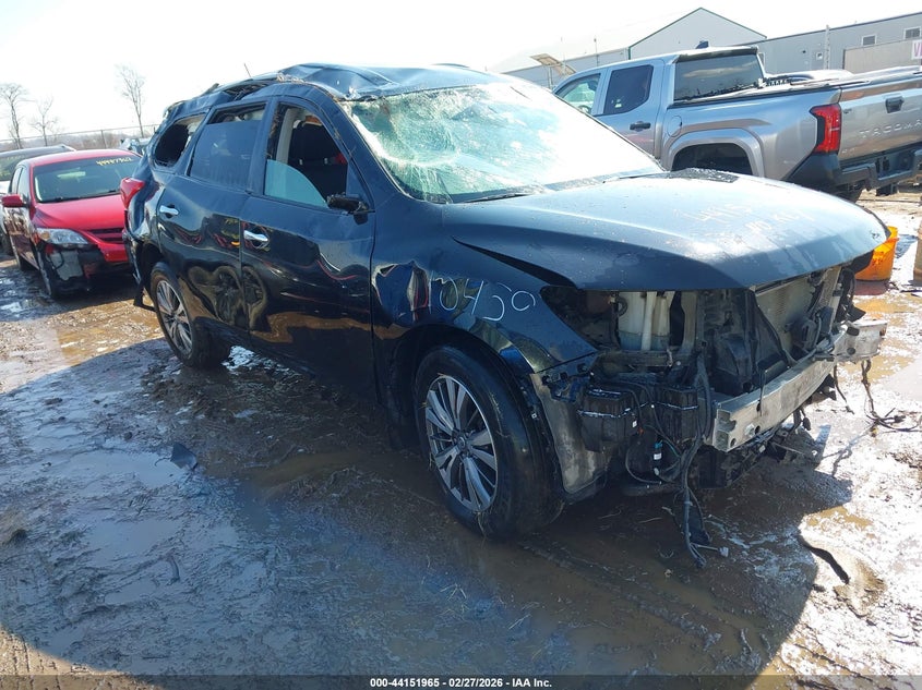 2018 Nissan Pathfinder S